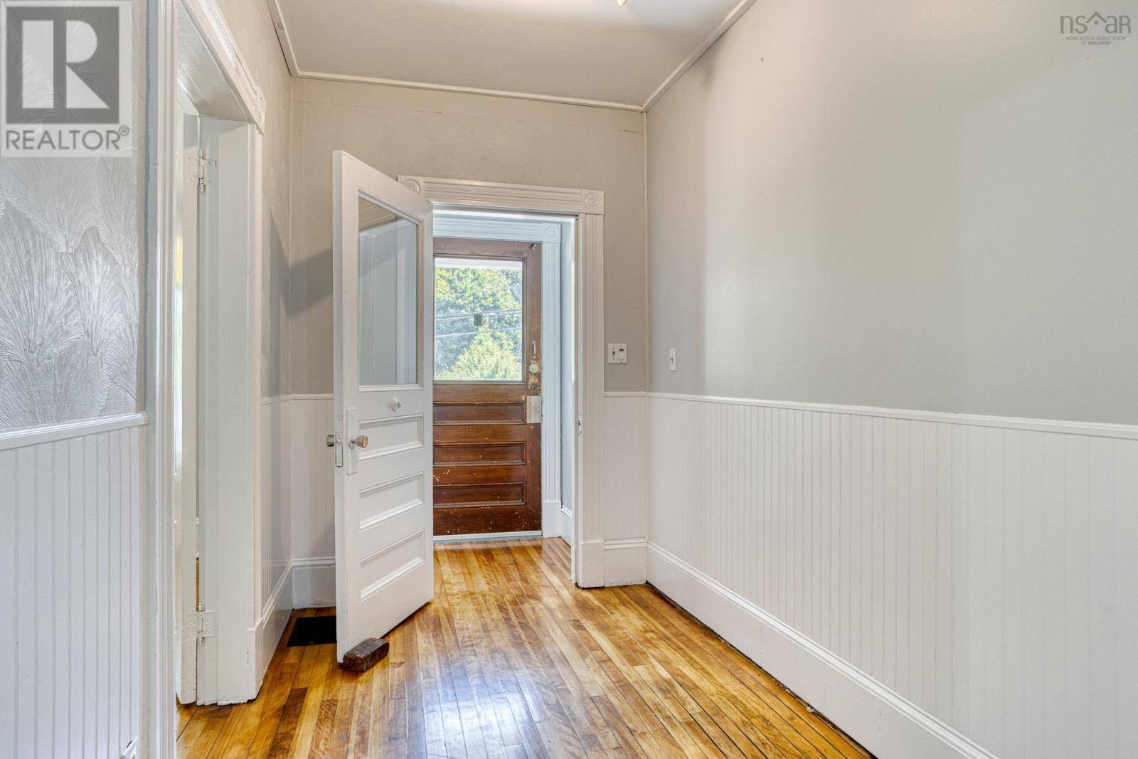 Truro, NS B2N4S2,96 Lyman Street