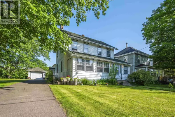 68 Connaught Avenue, Middleton, NS B0S1P0