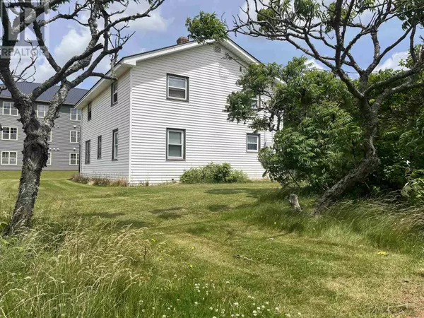 Montague, C0A1R0,28 Central Street