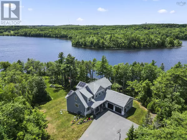 430 Heddas Way, Fall River, NS B2T0M3