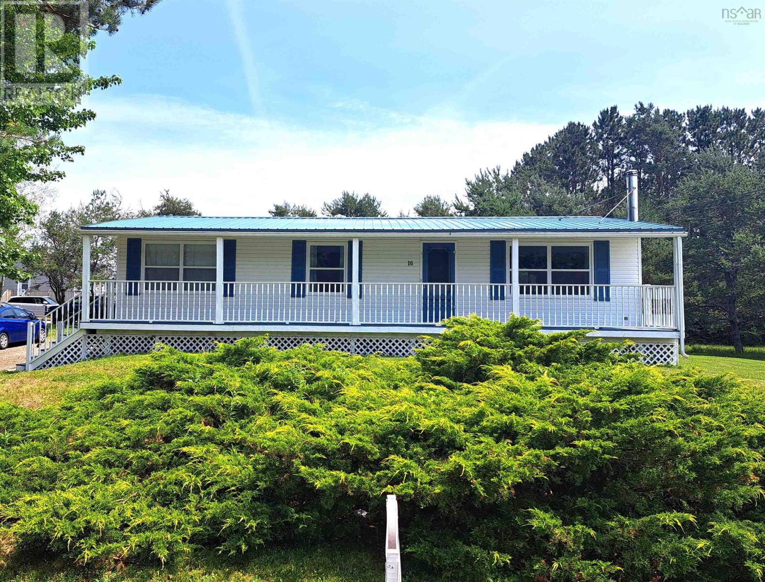 16 Kay Court, Valley, NS B6L3T3