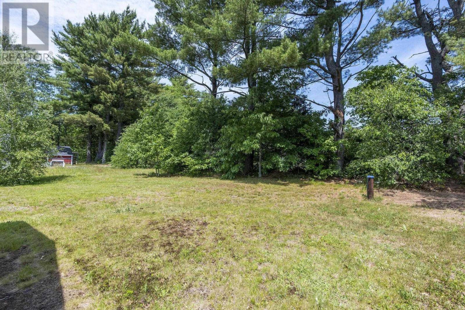 Aylesford, NS B0P1C0,1262 Pine Avenue