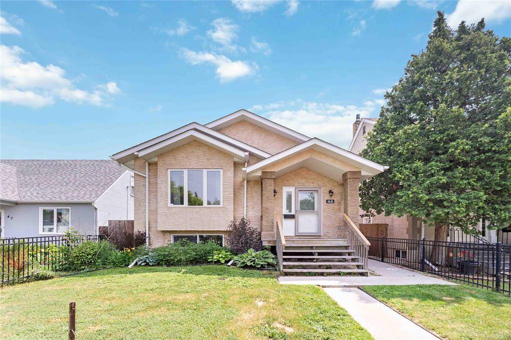 Winnipeg, MB R2L1K6,45 Silvia Street