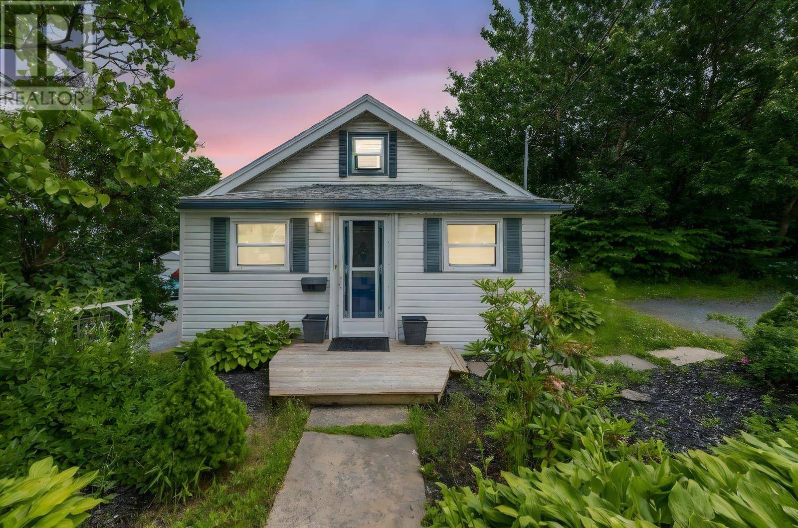 42 A Old Sambro Road, Halifax, NS B3P1Z5