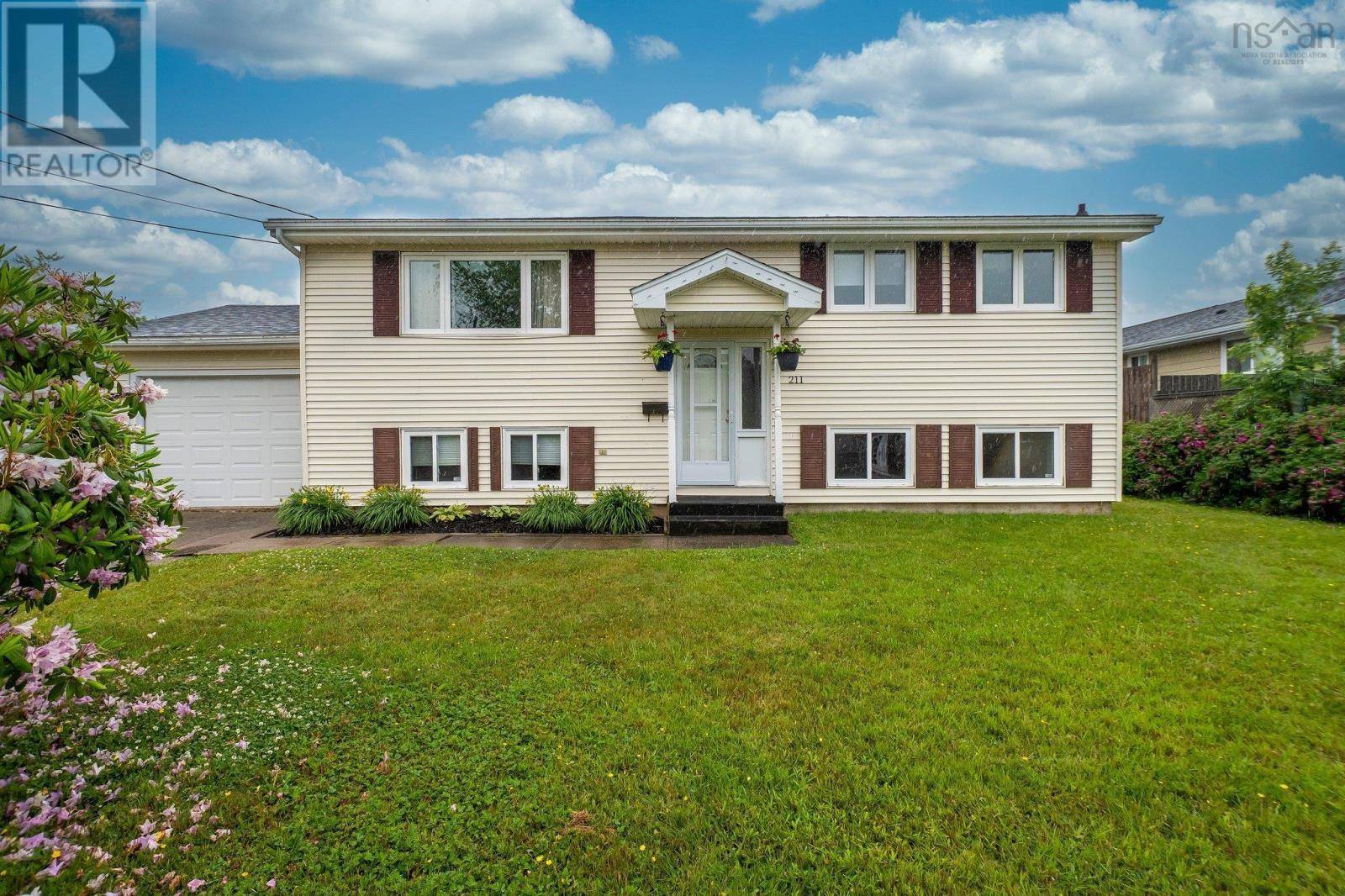 Cole Harbour, NS B2V1P2,211 Donegal Drive