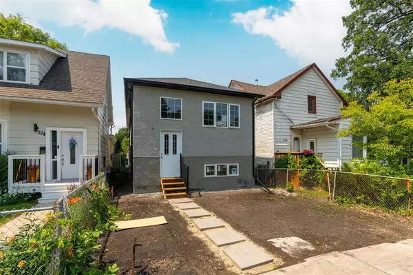 Winnipeg, MB R3J1S3,276 Parkview Street