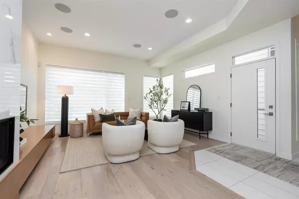 Winnipeg, MB R3N1C9,146 Borebank Street