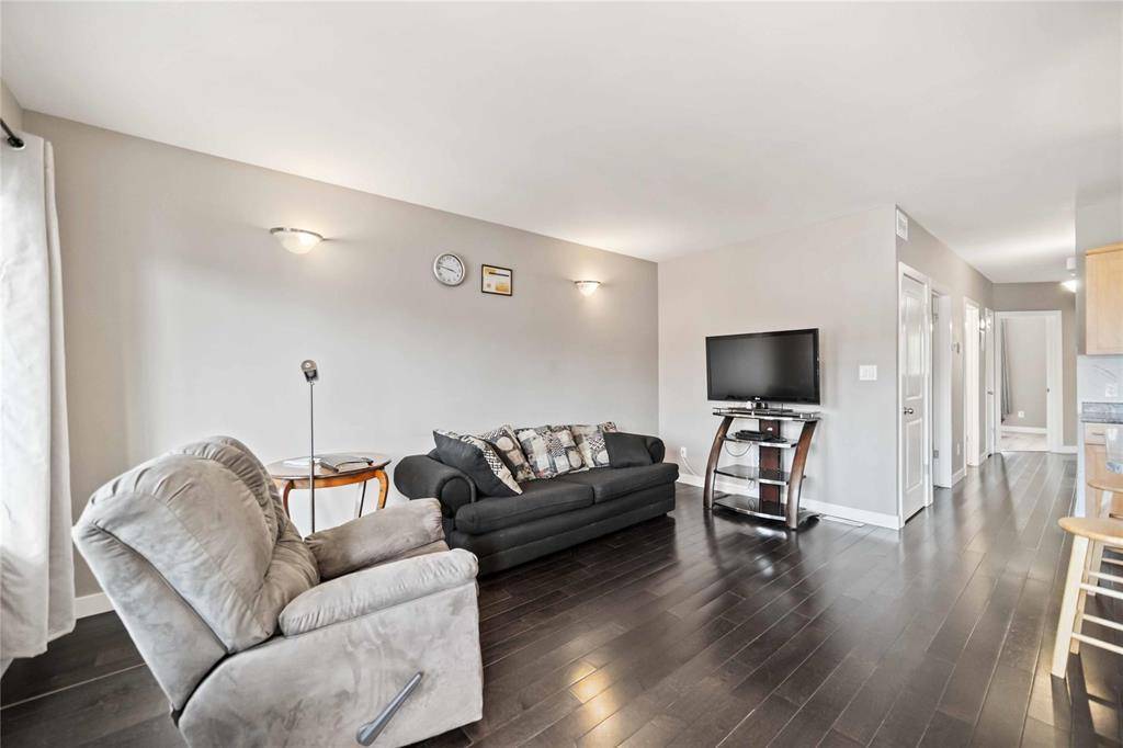 Niverville, MB R0A1E0,9 35 Lilac Place