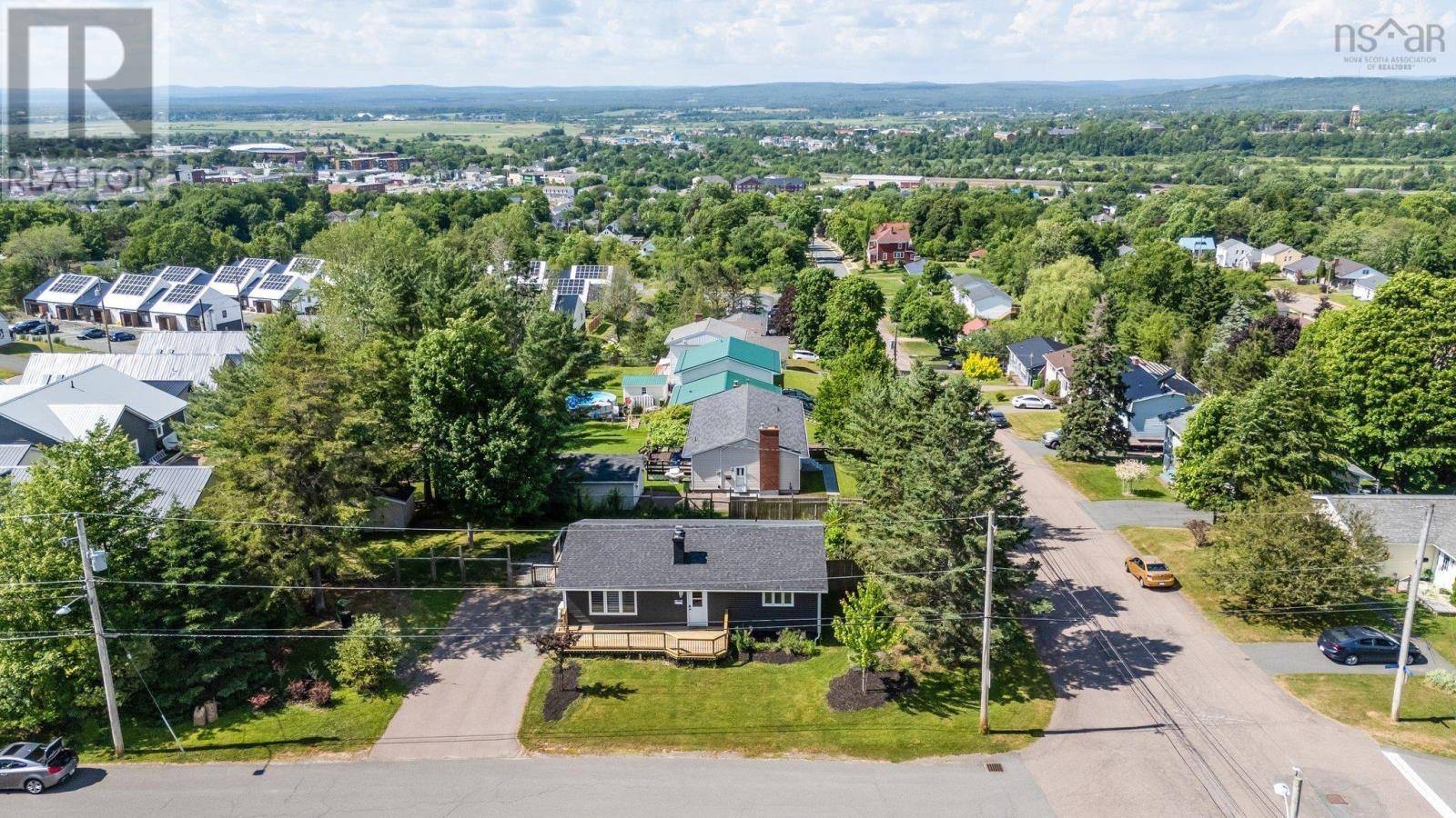 Truro, NS B2N2L3,39 Centennial Drive