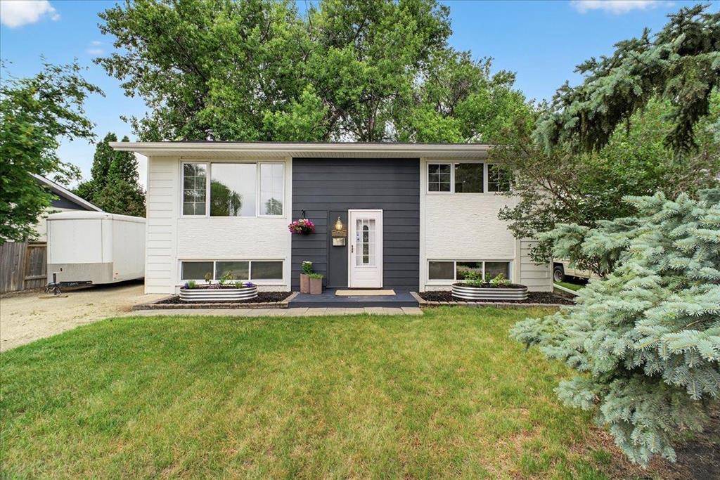 Winnipeg, MB R3R0X1,838 Laxdal Road
