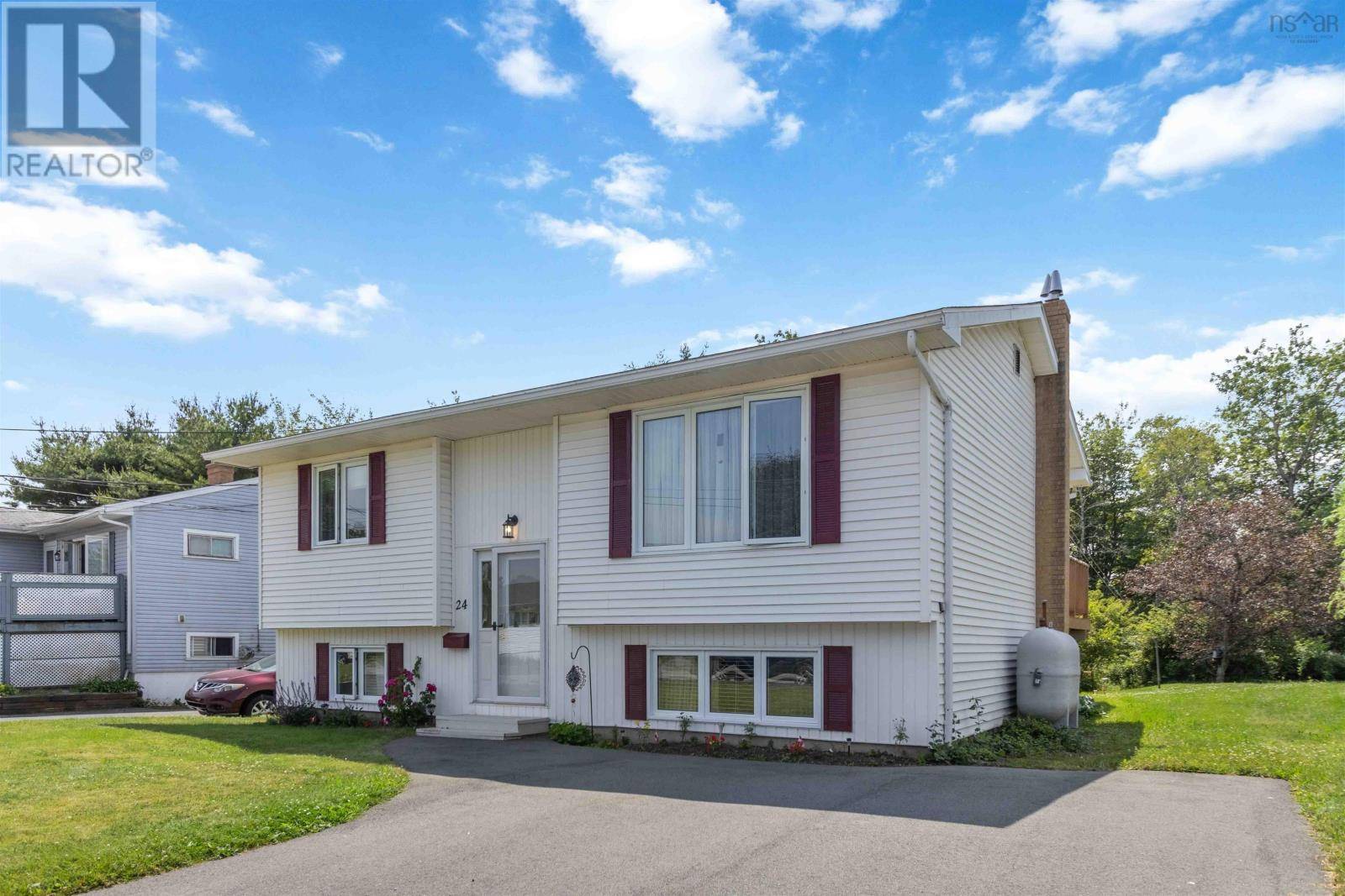 24 Barbara Drive, Dartmouth, NS B2W3N6