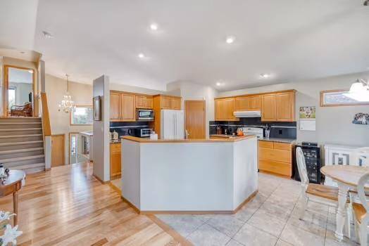 Winnipeg, MB R3X2G8,55 Burke Bay