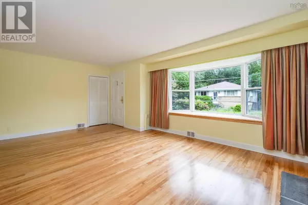 Halifax, NS B3N1Y2,14 Retreat Avenue