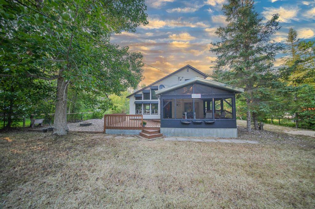 Alexander, MB R0E2A0,42020 TRAVERSE BAY Road E