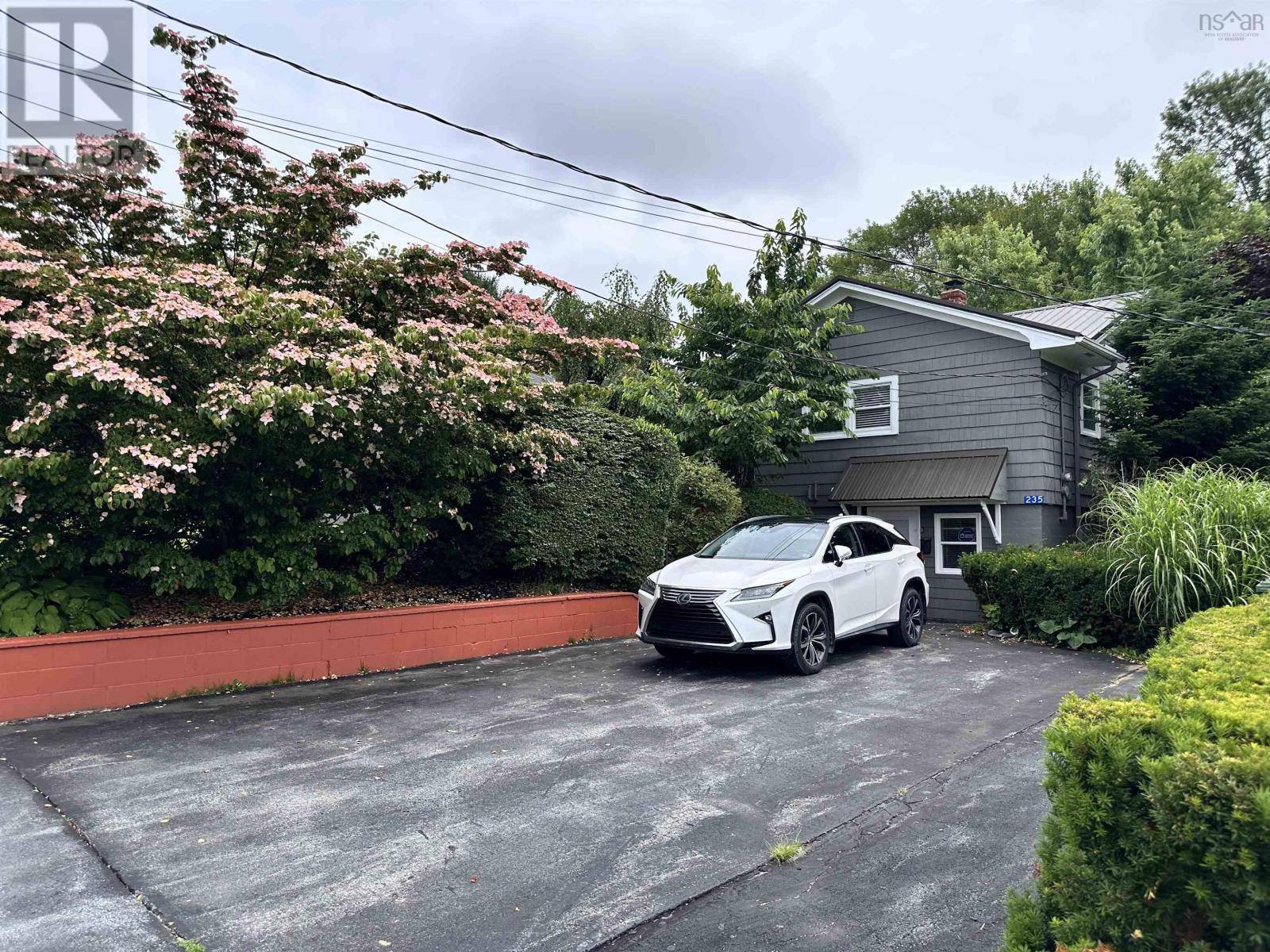 235 Waterloo Street, Liverpool, NS B0T1K0