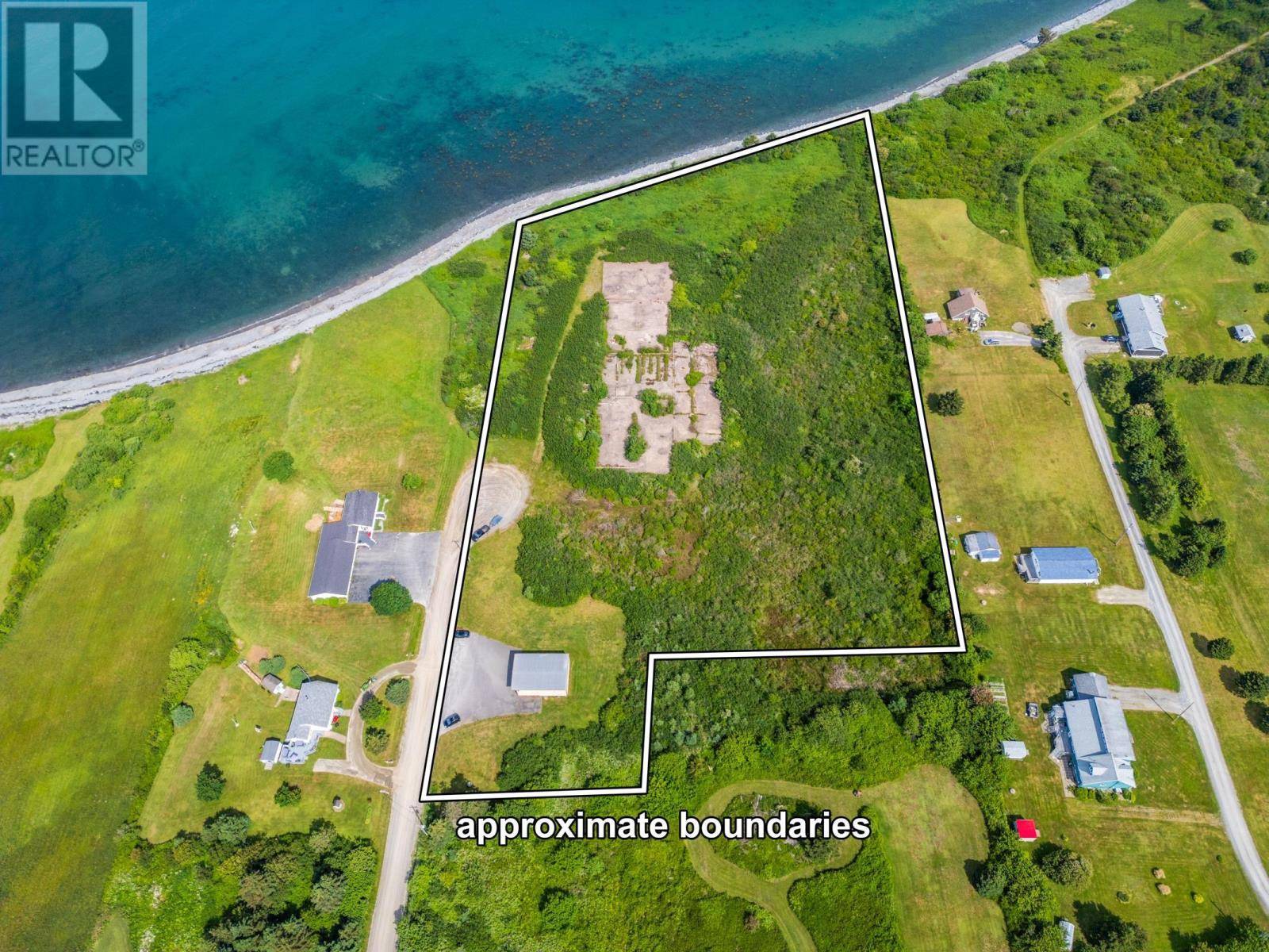 40 Schoolhouse Road, Grosses Coques, NS B0W1M0