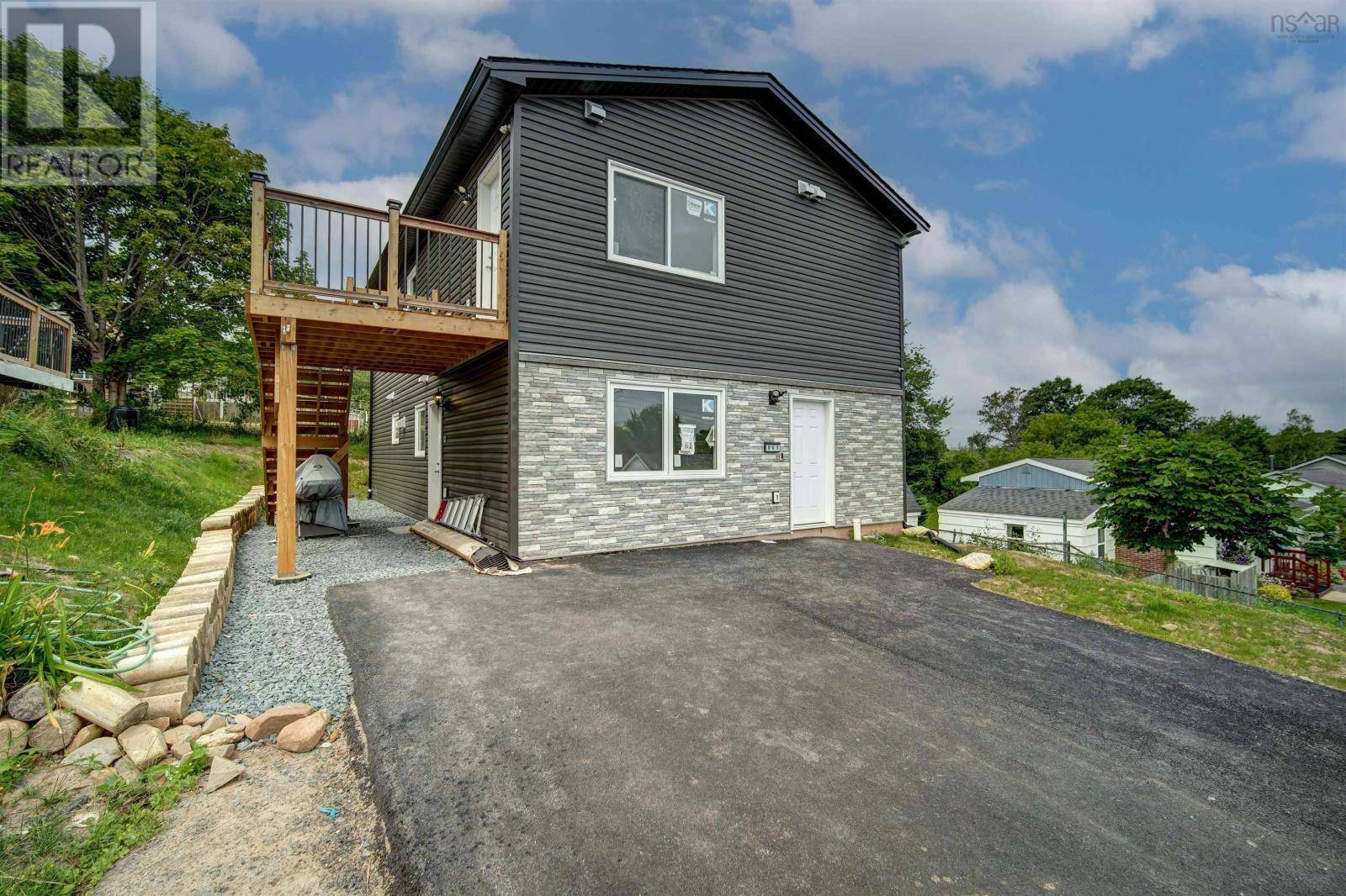 Dartmouth, NS B2W2N2,61/63 Brian Drive
