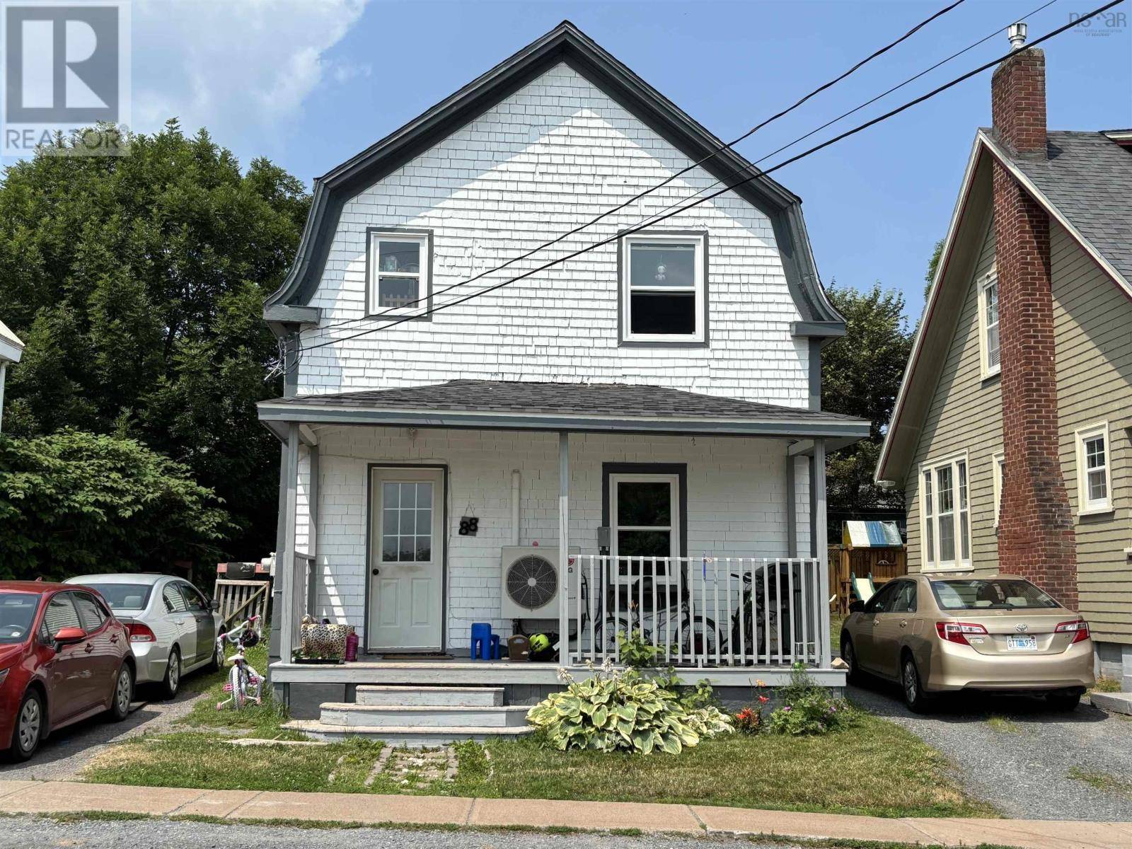 88 Faulkland Street, Pictou, NS B0K1H0