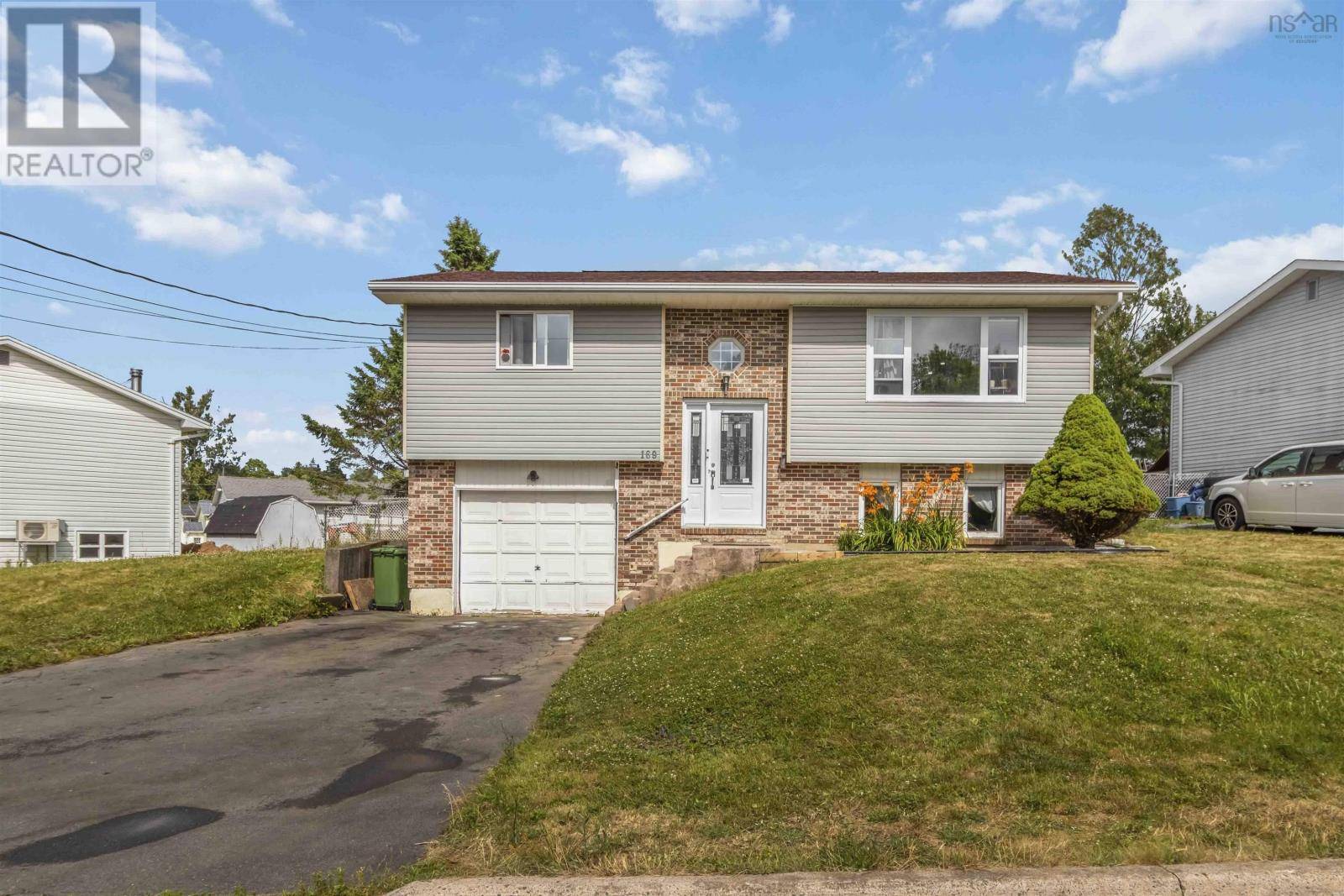 169 Churchill Downs Circle, Lower Sackville, NS B4E2J5