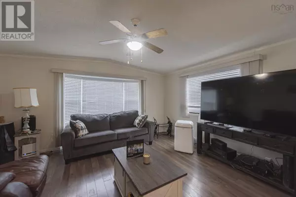 New Glasgow, NS B2H4B8,10 High Street Estates
