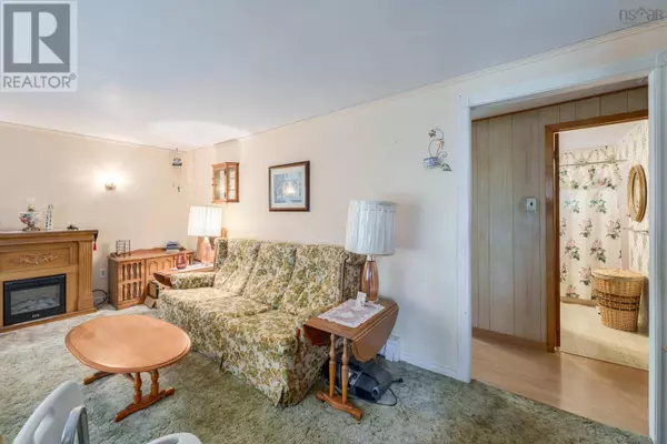 Yarmouth, NS B5A2T9,18 Shaw Avenue