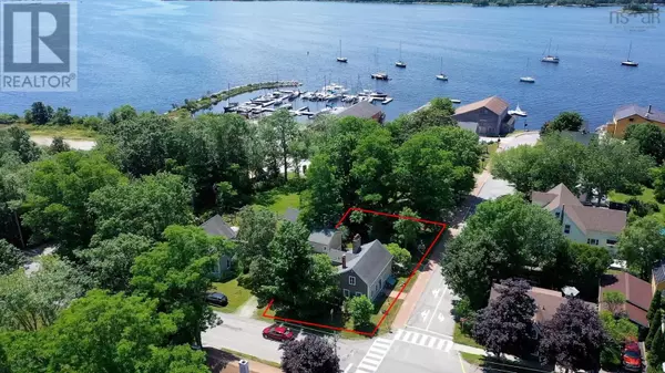 Shelburne, NS B0T1W0,17 George Street