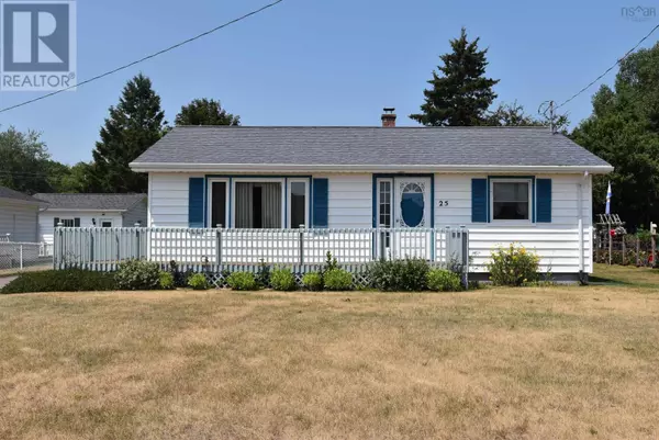 25 Acadia Street, Middleton, NS B0S1P0