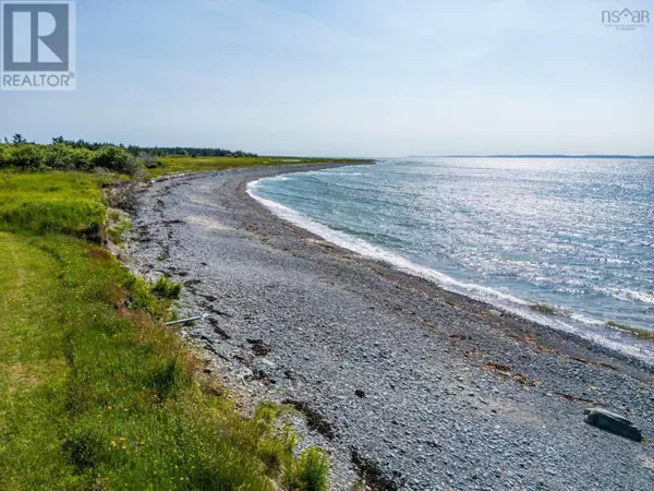 Lot Schoolhouse Road, Grosses Coques, NS B0W1M0