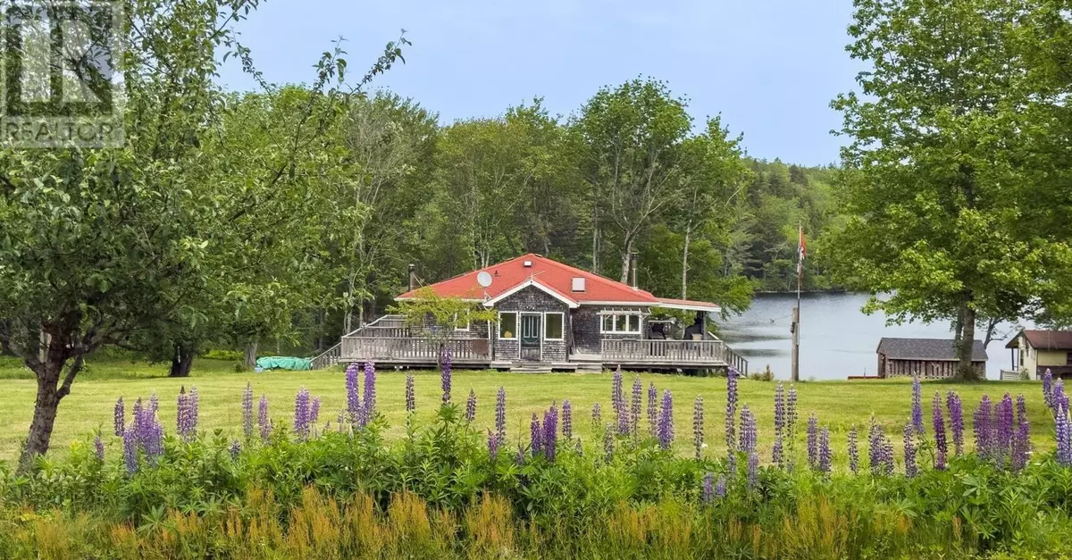 Kemptville, NS B5A5R3,956 Highway 203