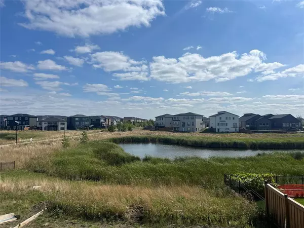 Winnipeg, MB R2R2R7,91 Brooksmere Trail