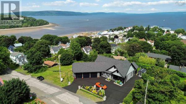 180 King Street, Digby, NS B0V1A0