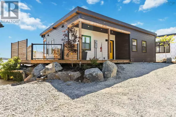 First South, NS B0J2C0,693 Masons Beach RD #4