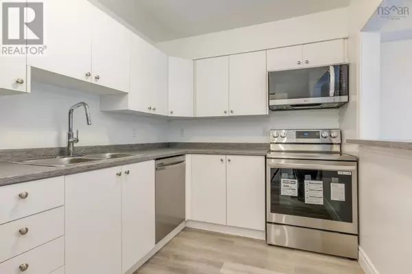 Bedford, NS B4A3Y7,31 River LN #103