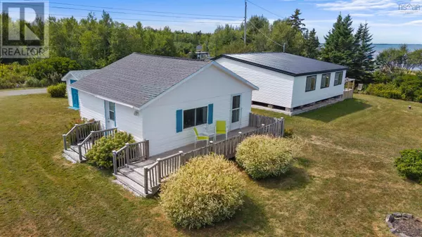 Port Howe, NS B0K1L0,130 Beach Road