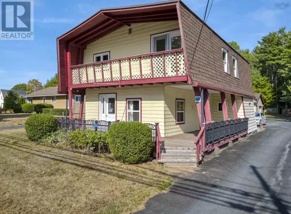 100 Commercial Street, Berwick, NS B0P1E0