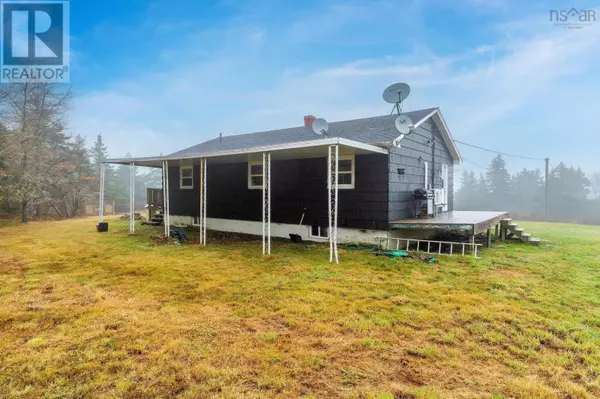 Owls Head, NS B0J2L0,2510 West Ship Harbour Crossroads