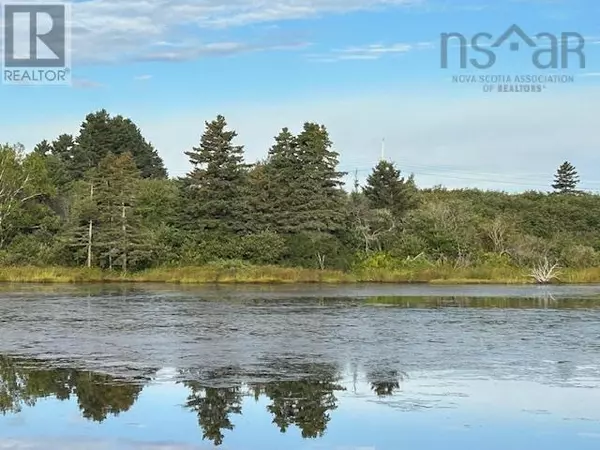 1 MacKenzie Point Road, Red Islands, NS B0E3B0