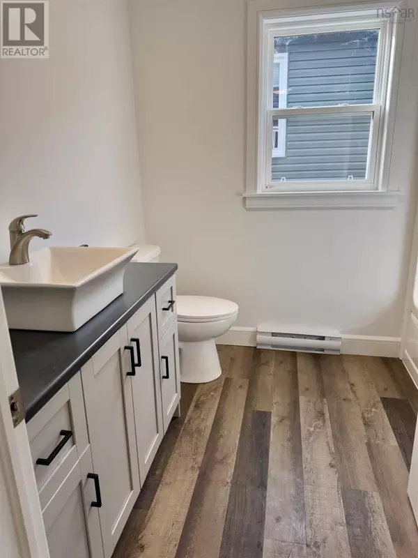 Garlands Crossing, NS B0N2T0,10 Elizabeth Avenue