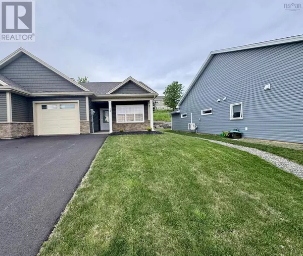 Falmouth, NS B0N1L0,14 Goldenrod Court