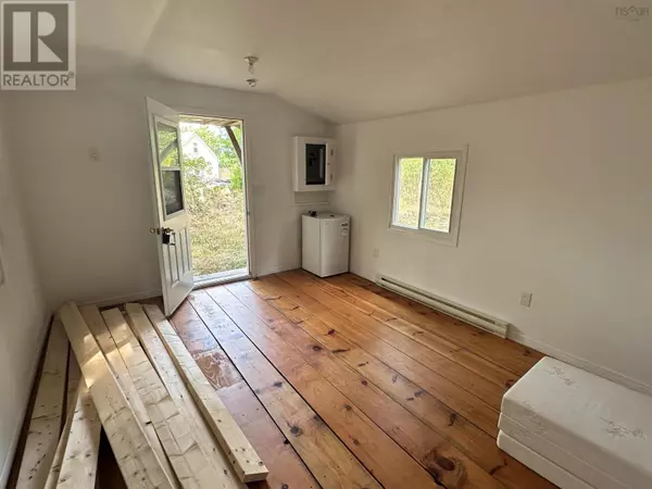 Liverpool, NS B0T1K0,75 Brunswick Street