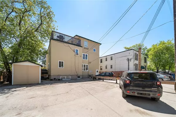 Winnipeg, MB R2H0G6,293 Provencher Boulevard