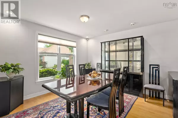 Bedford, NS B4A4A3,3 Bowsprit Close