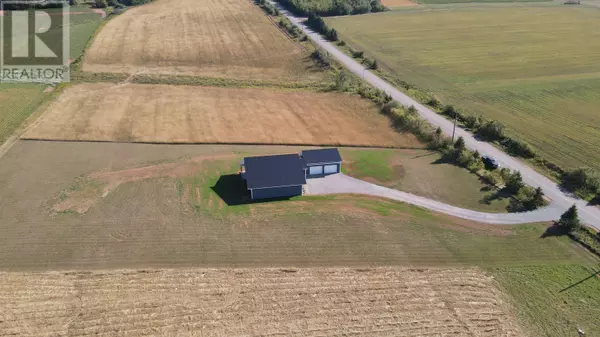 Clinton, C0B1M0,664 County Line Road|Rte 233