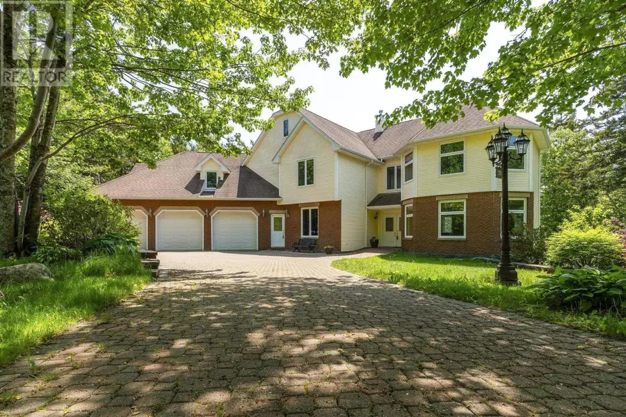 21 Long Lake Drive, Hammonds Plains, NS B4B1K6