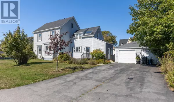 53 William Street, Yarmouth, NS B5A1Y4
