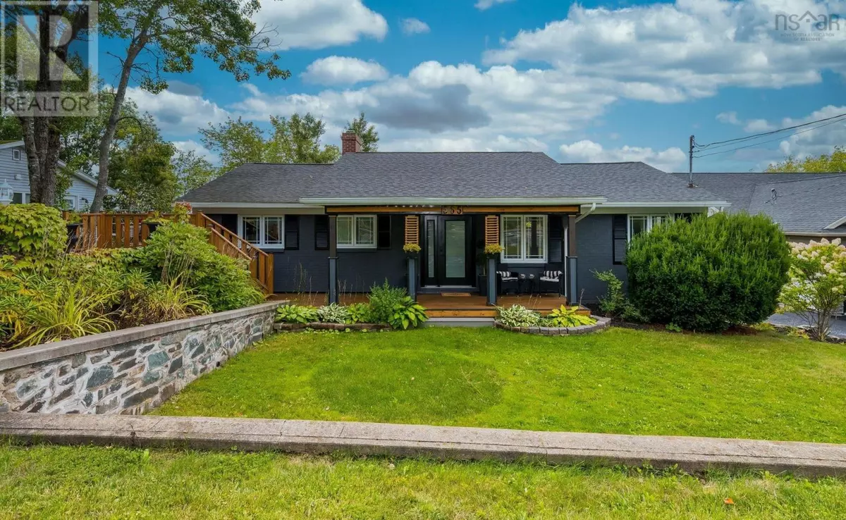 Middle Sackville, NS B4E3B8,565 Lakeview Avenue