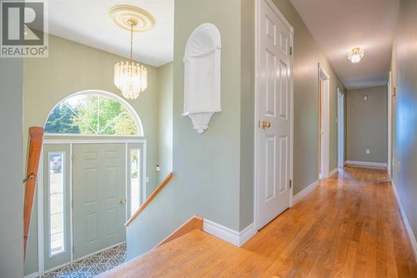 Stratford, C1B1M8,54 ANNE Crescent