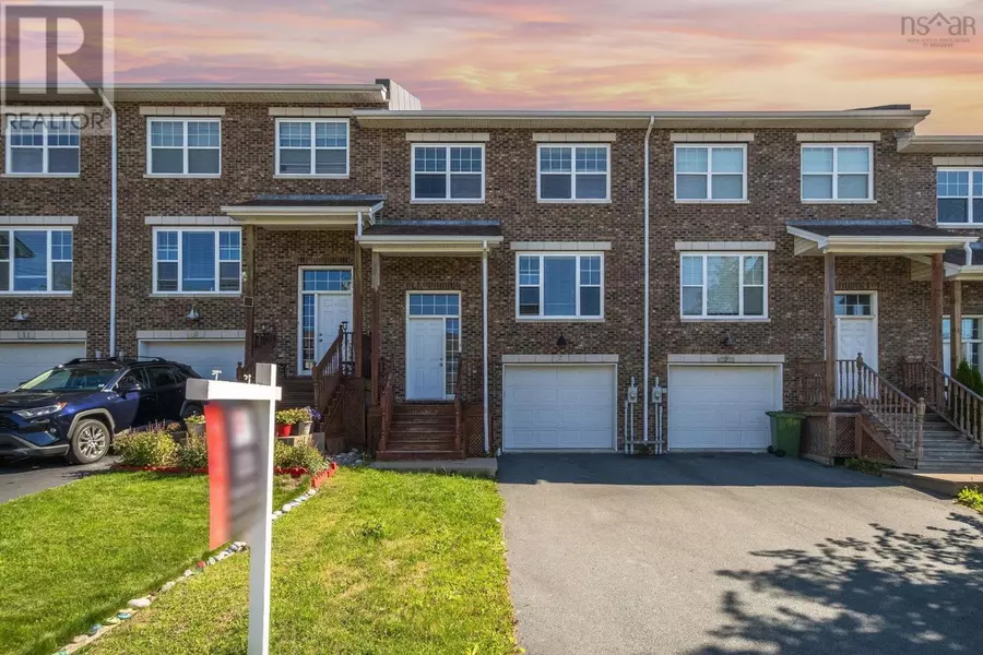 7 Collingwood Court, Dartmouth, NS B2W0G4