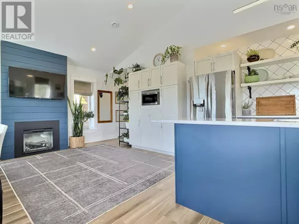 Chéticamp Island, NS B0E1H0,382 CHETICAMP ISLAND Road