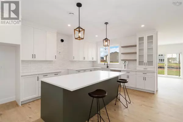 Lantz, NS B2S0K4,46 Brianna